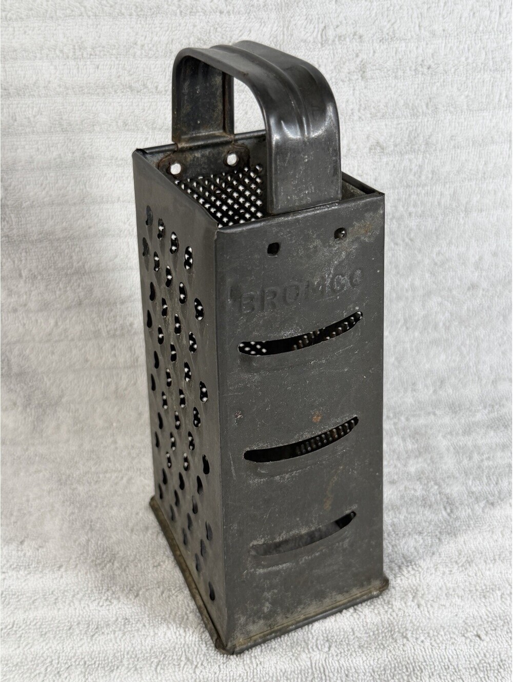 Vintage BROMCO Box Grater Primitive Rustic Metal Kitchen Tool Decor